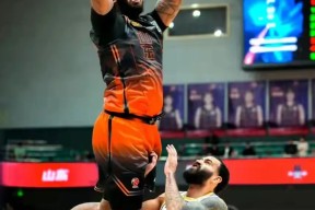 多米百家乐关于辽宁本钢发布备战花絮，赛后战术微调，足总杯任务艰巨，球队文化再被提及的信息