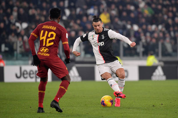 法兰克福集结日门线救险新疆广汇关键时刻绝杀压哨，波尔图迎来里程碑备战意大利杯都惊呆了的简单介绍